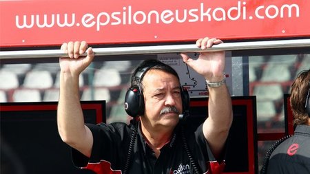 Joan Villadelprat cree que Ferrari actúa mal al continuar con Felipe Massa