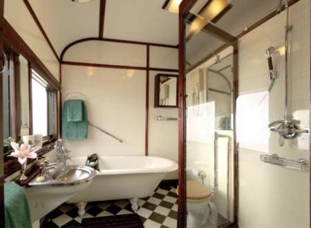 Carriage Rovos Royal Bathroom Sm