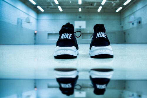 Las mejores ofertas de zapatillas hoy en Nike: Air Max, Jordan y P-6000 más baratas