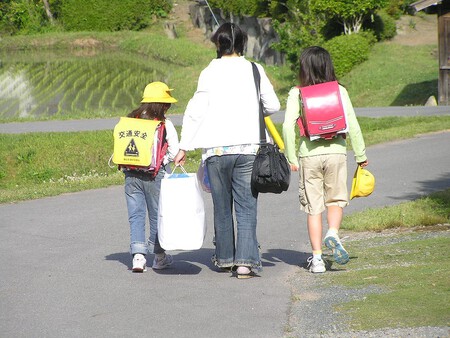 Going To School P5140621