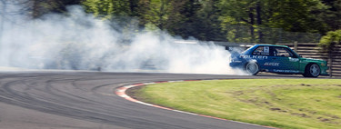 Vivimos el drift desde dentro con el equipo Falken (vídeo)