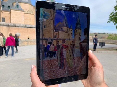 El 5G como aliado del turismo: Telefónica muestra en Segovia su potencial combinado con la realidad aumentada