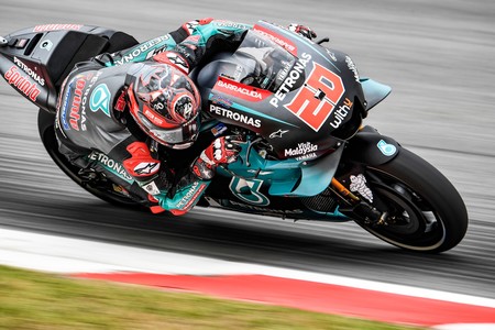 Fabio Quartararo no para ni en vacaciones y vuelve a ser el más rápido en los libres de Brno