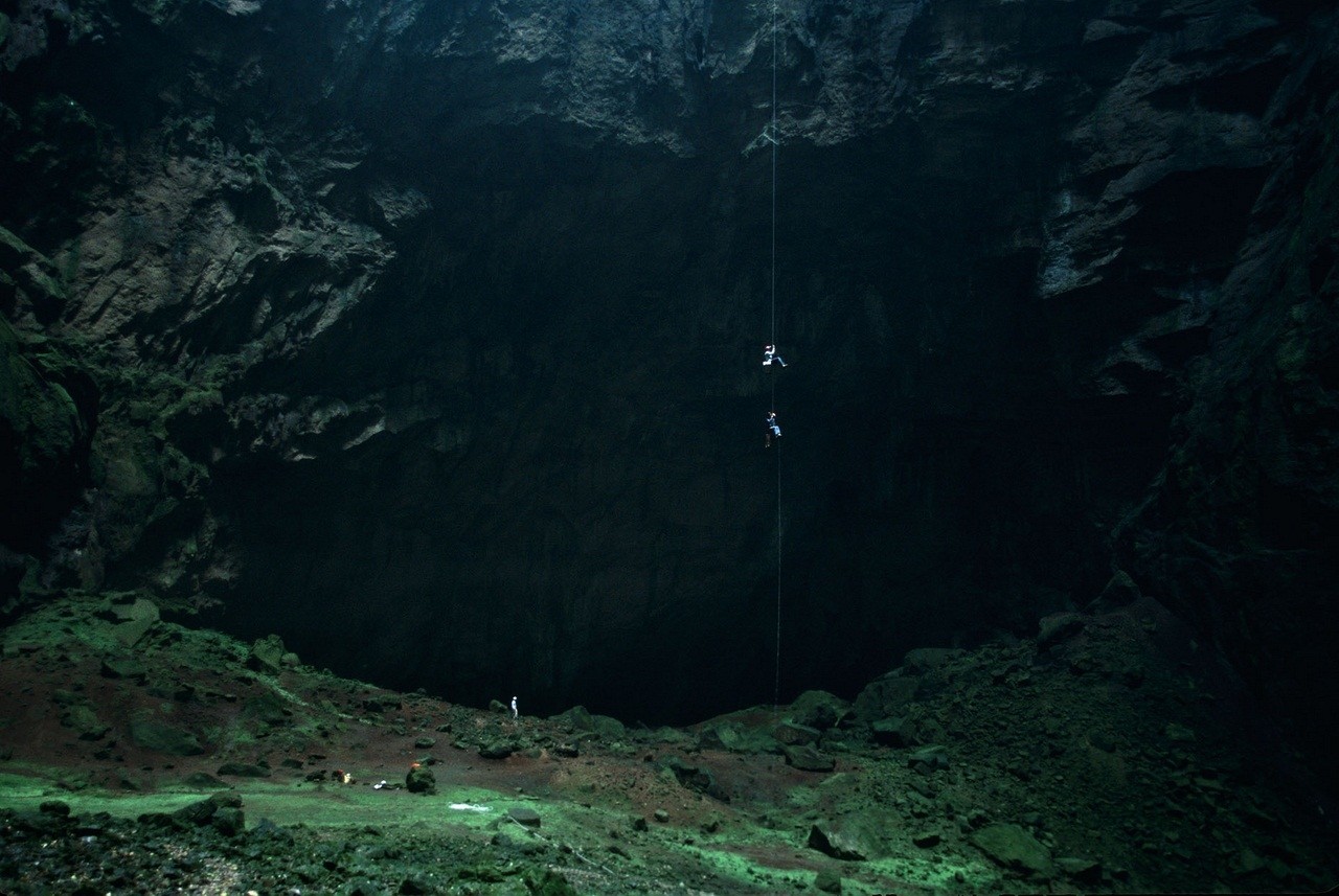 ¿Cuál es la cueva más profunda del mundo? ¿Y la más extensa? 