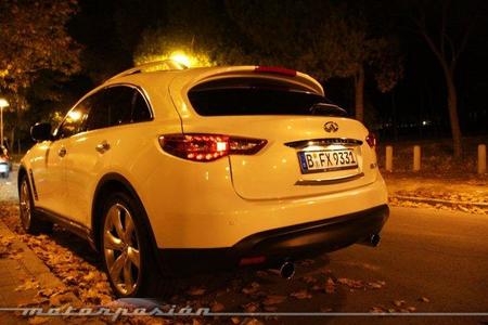 Infiniti FX30d S