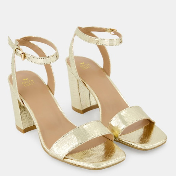 Green Coast
Sandalia de mujer tacón medio