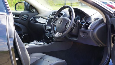Cosas que hay que tener en cuenta en la conducción de un coche de segunda mano inglés si se te pone a tiro comprar uno