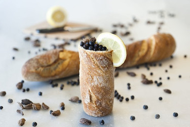 ¿Es un gintonic? ¿Una barra de pan? Es lo último de SantaGloria