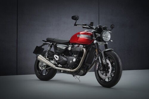 La Triumph Speed Twin se refuerza con 100 CV, frenos más potentes y una parte ciclo mejorada, desde 13.500 euros