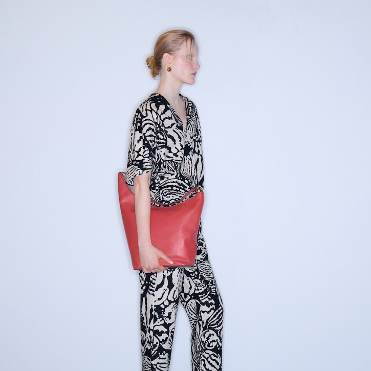 Woman Limited El Corte Inglés
Top de mujer cuello pico con pliegue