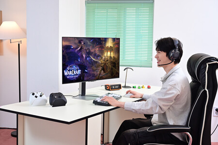 Samsung Tvs And Displays Odyssey G7 Monitors Gamescom 2025 Stellar Blade Mongil Dl9