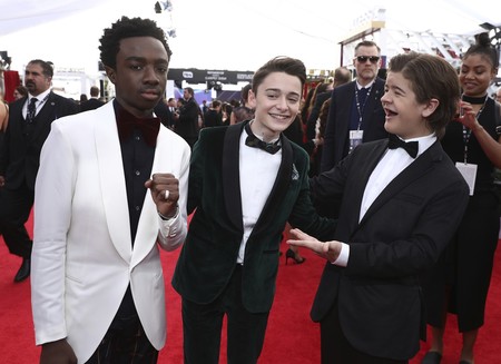 El reparto de Stranger Things, triunfadores en la alfombra roja de los SAG Awards