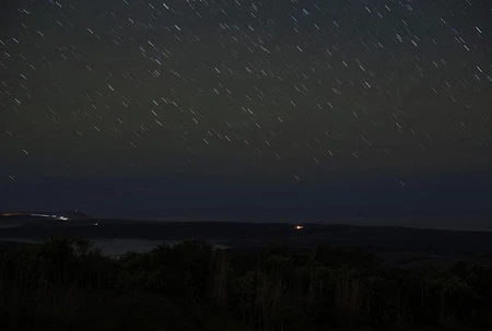 2分間露光すると星がぼやけて見えます