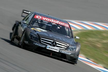 Mika Häkkinen gana en el EuroSpeedway de Lausitz