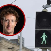 "Joder, estoy tan solo...". Alguien ha hackeado los botones de los pasos de cebra de California para que los semáforos suenen como Elon Musk y Mark Zuckerberg