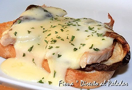 Pintxo de presa ibérica, boletus y Arzúa