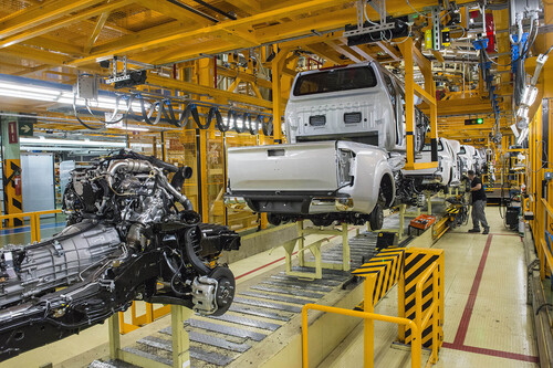 El último Nissan fabricado en España marca el fin de una era: desaparece 'Motor Ibérica' después de casi un siglo de actividad