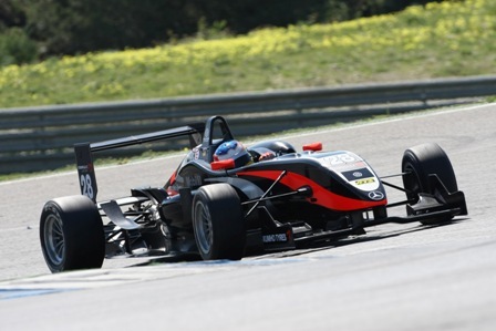 Bianchi sigue mandando, Merhi sigue avisando