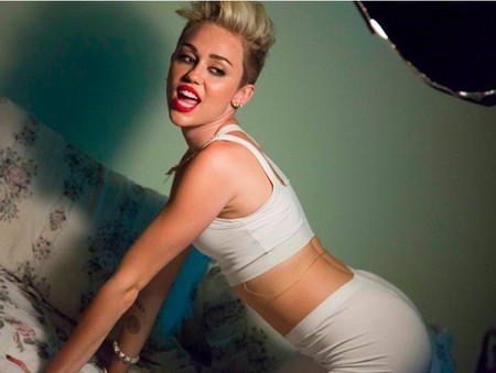 Ese momento en que la persona que da consejos a Justin Bieber es Miley Cyrus...