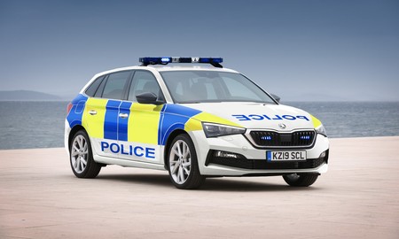 El Škoda Scala se suma al Škoda Kodiaq RS como coche de policía en Reino Unido