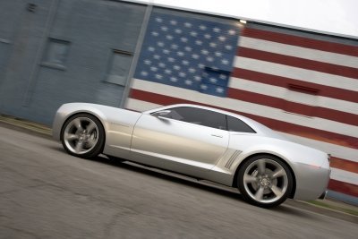¿El nuevo Chevrolet Camaro saltará el charco?