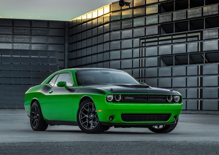 Dodge Challenger Ta 2017 1024 02