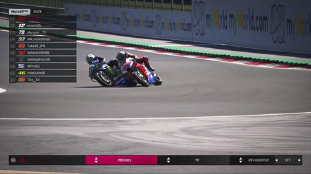 Pecco Bagnaia ganó la segunda carrera virtual de MotoGP mientras que lo de Valentino Rossi son las motos reales