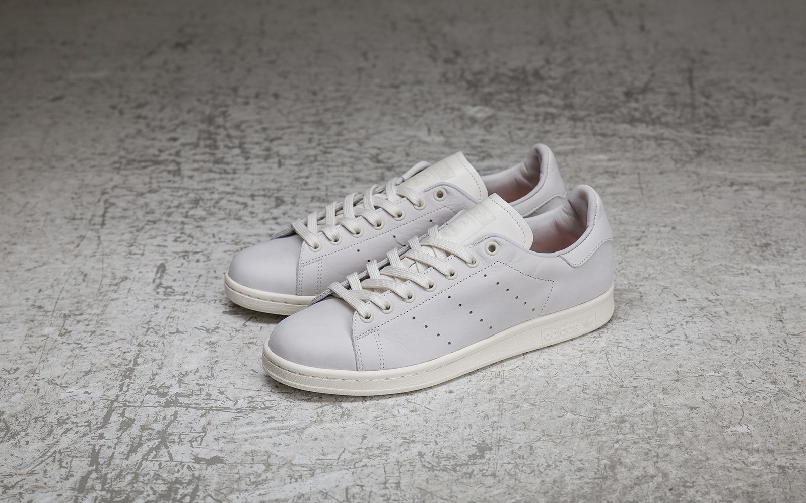 Foto de adidas Originals 'Shades of White' (25/25)