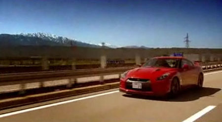 Nissan GT-R contra tren bala japonés