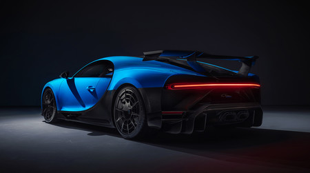 Bugatti Chiron Pur Sport 2020