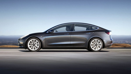 Tesla Model 3 260 unidades