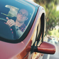 Llevar un detector de radar en el coche supondrá multa de la DGT aunque no lo estés usando