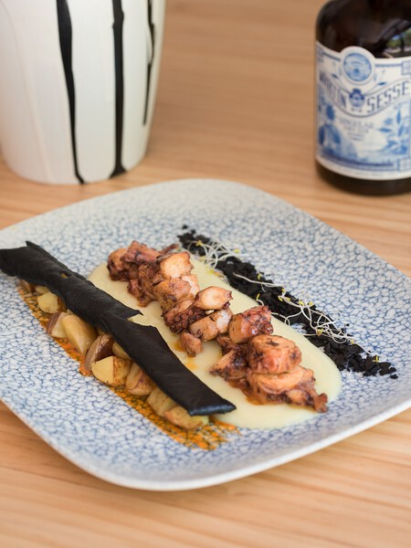 Pulpo Parrillero Con Patatinas