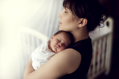 ¿Eres de Madrid y vas a tener un hijo en 2018? Estas son las ayudas para las familias este año
