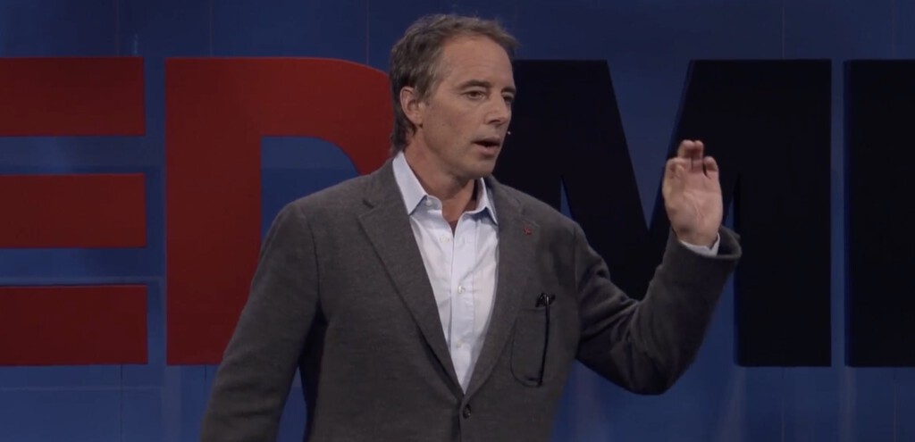 Dan Buettner, experto en longevidad: "Las personas que viven más en el mundo incluyen estos seis alimentos en su desayuno"