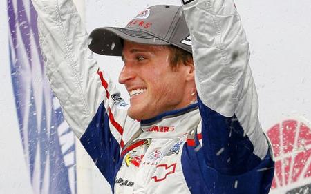 Kasey Kahne vence en Loudon y se acerca a The Chase