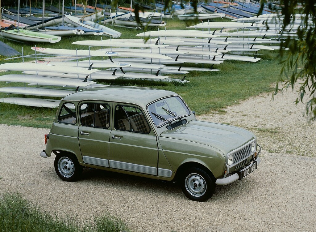 Es un hecho, el nuevo Renault 4 regresará como eléctrico y ya tiene logo