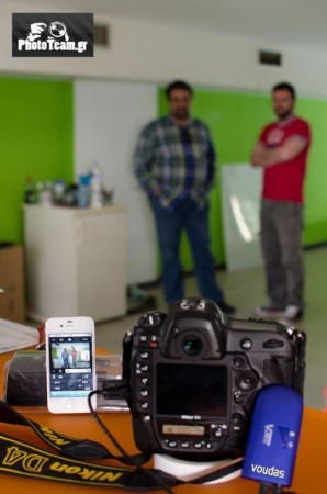 ¿Añadiendo Wi-Fi a la Nikon D4 por menos de 30 dólares? (no es oro todo lo que reluce)