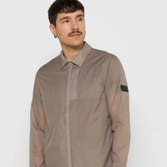 Barbour International
Chaqueta fina - marrón topo