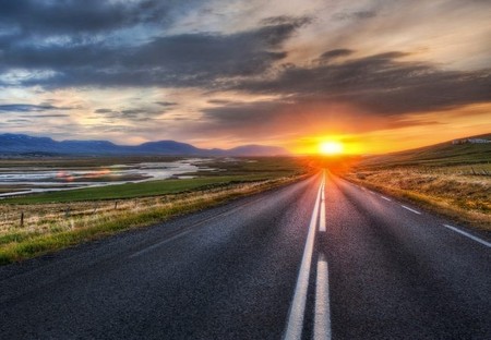 Que la música te acompañe con los 20 mejores discos de Rock para tu viaje por carretera