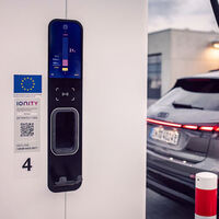 Europa revisa hoy la imposición del coche eléctrico en 2035: España y Francia lo defienden, Alemania e Italia se rebelan