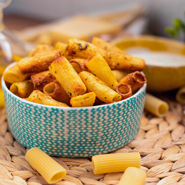 Pasta Chips con queso: receta del snack para freidora sin aceite que triunfa en TikTok