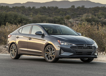 Hyundai Elantra 2019: Precios, versiones y equipamiento en México