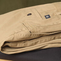 Dockers deja a Levi's por os suelos con su última ganga: sus pantalones más vendidos pasan de 80 a menos de 45 euros 