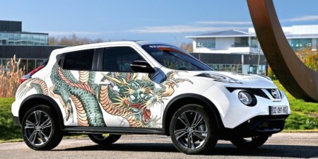 Nissan Juke presume un dragón tatuado en sus costados