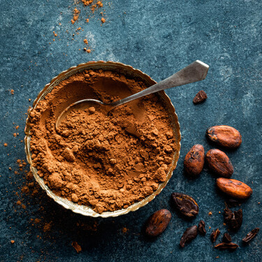 No todos los cacaos en polvo son iguales: cuántos tipos hay, en qué se diferencian y cómo usarlos en nuestras recetas 