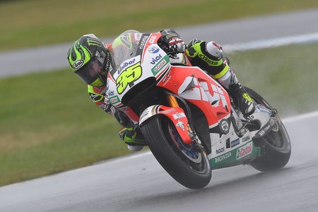 Nicolo Bulega, Cal Crutchlow, Jonas Folger y la lluvia protagonizan los libres en Phillip Island