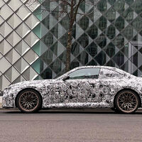 ¡Te veo! El camuflaje del nuevo BMW M2 no puede ocultar sus tentadores accesorios M Perfomance