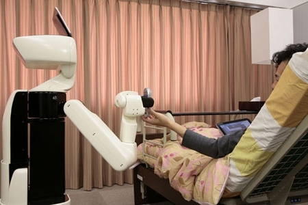 Interesante robot de Toyota para asistencia en el hogar