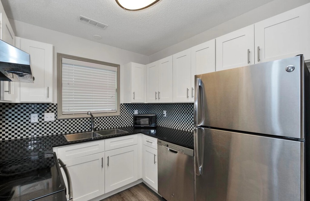 El calor ya está aquí: cómo preparar el frigorífico para tener el máximo rendimiento gastando menos luz